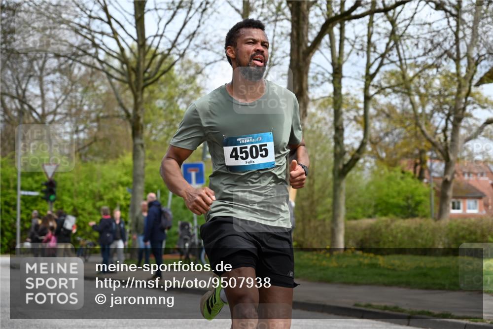 12.04.2026 - 45. Internationalen Wilhelmsburger Insellauf J. Mangold http://msf.ph/oto/9507938 12.04.2026 12:49:57 Ziel 5527, 4505, 5146, 5280, 5483, 2734, 5601, 5659, 5678 meine-sportfotos.de