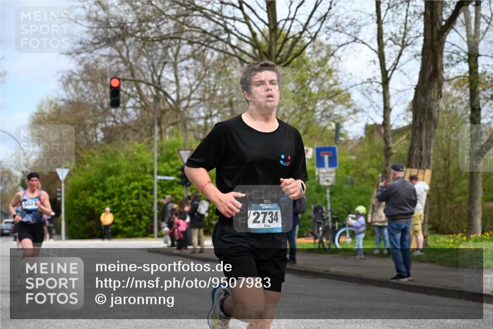 12.04.2026 - 45. Internationalen Wilhelmsburger Insellauf J. Mangold http://msf.ph/oto/9507983 12.04.2026 12:50:14 Ziel 5280, 5483, 2734, 5601, 5659, 5678, 5530, 5825 meine-sportfotos.de