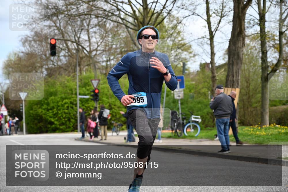 12.04.2026 - 45. Internationalen Wilhelmsburger Insellauf J. Mangold http://msf.ph/oto/9508115 12.04.2026 12:51:15 Ziel 4282, 3982, 3925, 5595, 2959, 5860, 5860, 4110, 5307, 5809, 5326, 2787, 5627, 5493, 4560 meine-sportfotos.de