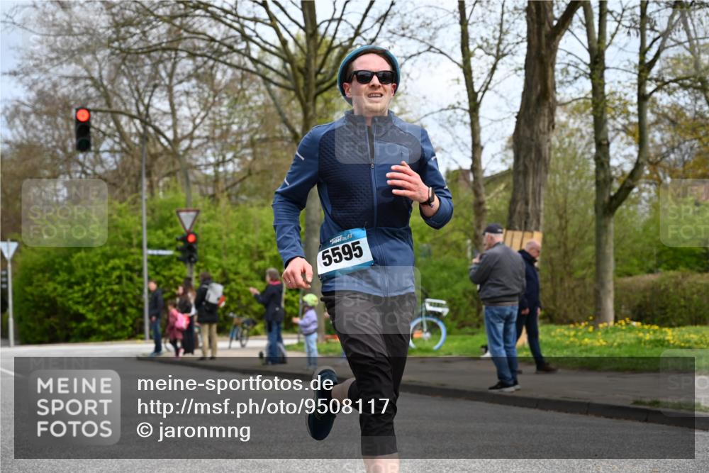 12.04.2026 - 45. Internationalen Wilhelmsburger Insellauf J. Mangold http://msf.ph/oto/9508117 12.04.2026 12:51:15 Ziel 4282, 3982, 3925, 5595, 2959, 5860, 5860, 4110, 5307, 5809, 5326, 2787, 5627, 5493, 4560 meine-sportfotos.de