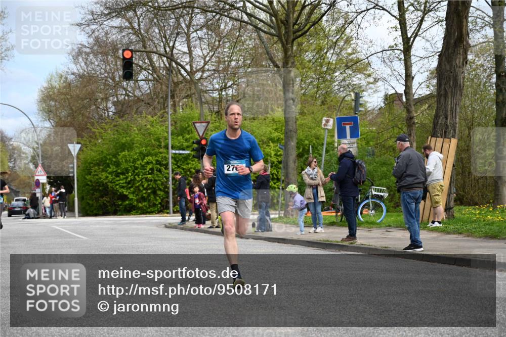 12.04.2026 - 45. Internationalen Wilhelmsburger Insellauf J. Mangold http://msf.ph/oto/9508171 12.04.2026 12:51:44 Ziel 4110, 5307, 5809, 5326, 2787, 5627, 5493, 4560, 2779, 3903, 5479, 5797, 4529, 5758, 2033, 4571, 2414 meine-sportfotos.de