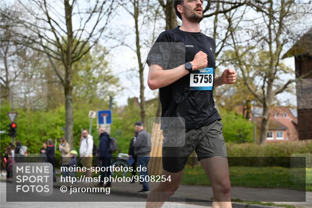 12.04.2026 - 45. Internationalen Wilhelmsburger Insellauf J. Mangold http://msf.ph/oto/9508254 12.04.2026 12:52:06 Ziel 2779, 3903, 5479, 5797, 4529, 5758, 2033, 4571, 2414, 4609, 5779, 4346 meine-sportfotos.de