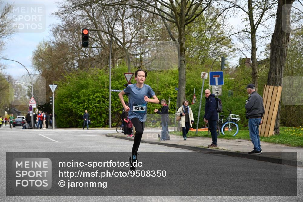 12.04.2026 - 45. Internationalen Wilhelmsburger Insellauf J. Mangold http://msf.ph/oto/9508350 12.04.2026 12:52:36 Ziel 4609, 5779, 4346, 5763, 2896, 5621, 4879, 4891, 5127, 5127, 2218, 4183, 3749, 3160 meine-sportfotos.de