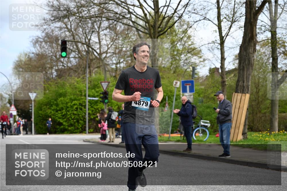 12.04.2026 - 45. Internationalen Wilhelmsburger Insellauf J. Mangold http://msf.ph/oto/9508421 12.04.2026 12:52:58 Ziel 5763, 2896, 5621, 4879, 4891, 5127, 2218, 4183, 3749, 3160, 3160, 5628, 5447, 5464, 5358 meine-sportfotos.de