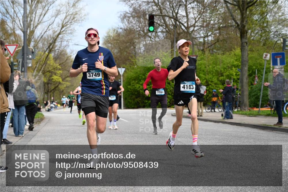 12.04.2026 - 45. Internationalen Wilhelmsburger Insellauf J. Mangold http://msf.ph/oto/9508439 12.04.2026 12:53:05 Ziel 5763, 2896, 5621, 4879, 4891, 5127, 2218, 4183, 3749, 3160, 5628, 5447, 5464, 5358, 3293, 4317, 5227 meine-sportfotos.de