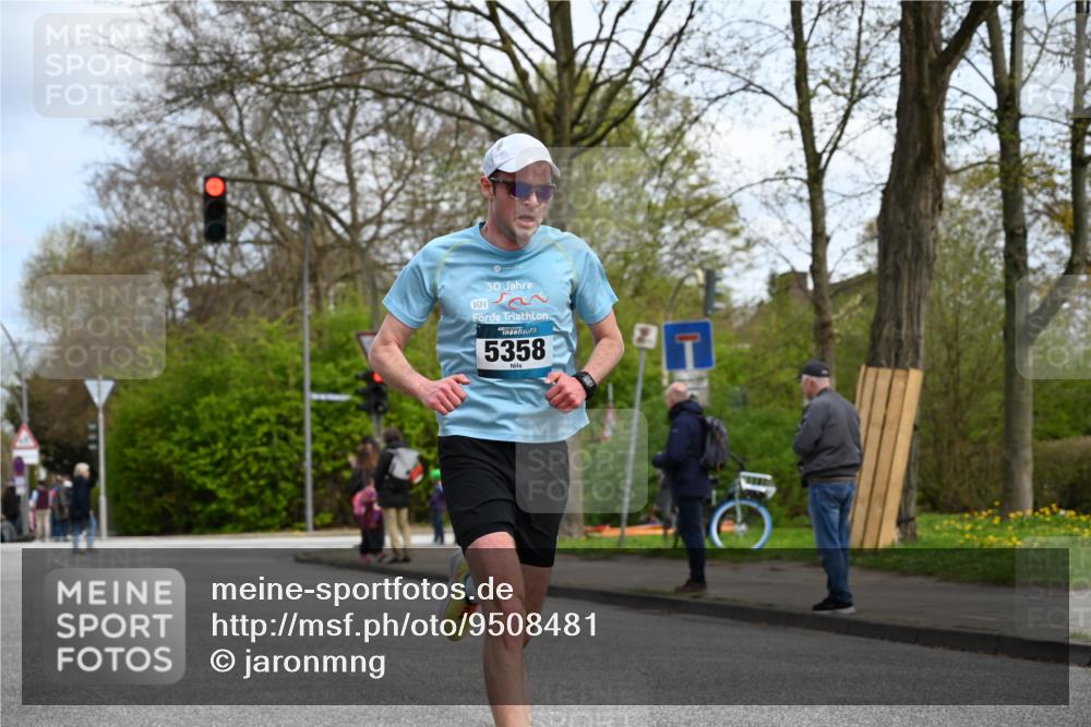 12.04.2026 - 45. Internationalen Wilhelmsburger Insellauf J. Mangold http://msf.ph/oto/9508481 12.04.2026 12:53:20 Ziel 4183, 3749, 3160, 5628, 5447, 5464, 5358, 3293, 4317, 5227, 3294, 3520, 5143, 5143, 5754, 4592, 4455, 4037, 5784, 5785, 4658 meine-sportfotos.de