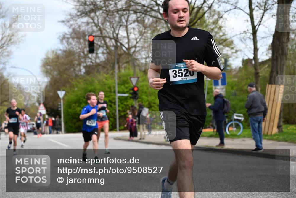 12.04.2026 - 45. Internationalen Wilhelmsburger Insellauf J. Mangold http://msf.ph/oto/9508527 12.04.2026 12:53:37 Ziel 3293, 4317, 5227, 3294, 3520, 5143, 5754, 4592, 4455, 4037, 4455, 4037, 5784, 5785, 4658, 5787, 3254, 5788, 5788, 3000, 4823, 5743 meine-sportfotos.de