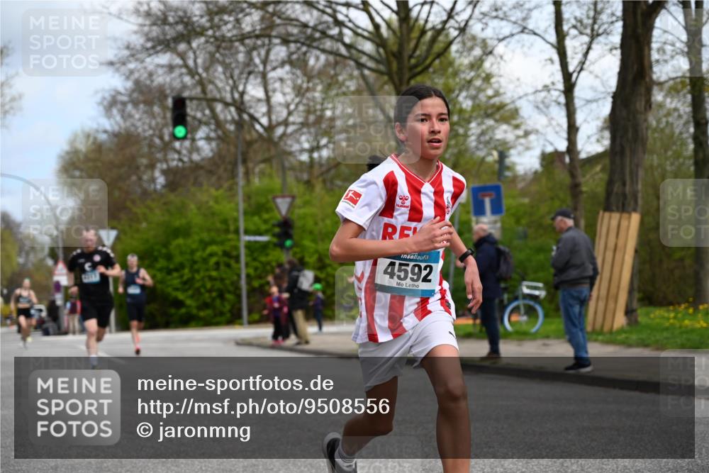 12.04.2026 - 45. Internationalen Wilhelmsburger Insellauf J. Mangold http://msf.ph/oto/9508556 12.04.2026 12:53:41 Ziel 3293, 4317, 5227, 3294, 3520, 5143, 5754, 4592, 4455, 4037, 5784, 5785, 4658, 5787, 3254, 5788, 3000, 4823, 5743, 4924 meine-sportfotos.de
