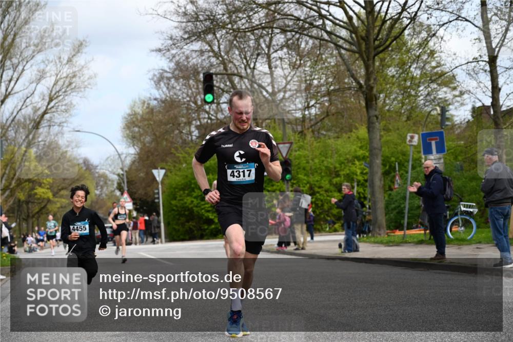12.04.2026 - 45. Internationalen Wilhelmsburger Insellauf J. Mangold http://msf.ph/oto/9508567 12.04.2026 12:53:43 Ziel 3293, 4317, 5227, 3294, 3520, 5143, 5754, 4592, 4455, 4037, 5784, 5785, 4658, 5787, 3254, 5788, 3000, 4823, 5743, 4924 meine-sportfotos.de