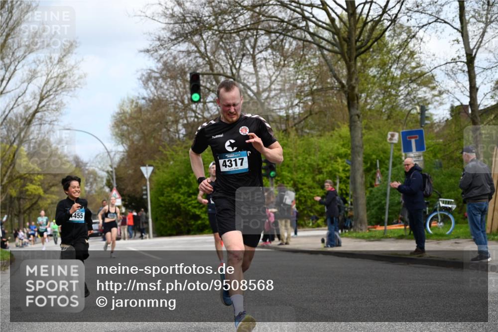 12.04.2026 - 45. Internationalen Wilhelmsburger Insellauf J. Mangold http://msf.ph/oto/9508568 12.04.2026 12:53:43 Ziel 3293, 4317, 5227, 3294, 3520, 5143, 5754, 4592, 4455, 4037, 5784, 5785, 4658, 5787, 3254, 5788, 3000, 4823, 5743, 4924 meine-sportfotos.de