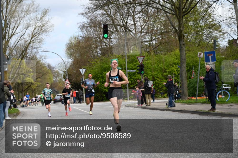 12.04.2026 - 45. Internationalen Wilhelmsburger Insellauf J. Mangold http://msf.ph/oto/9508589 12.04.2026 12:53:47 Ziel 3293, 4317, 5227, 3294, 3520, 5143, 5754, 4592, 4455, 4037, 5784, 5785, 4658, 5787, 3254, 5788, 3000, 4823, 5743, 4924, 5630, 5858, 3661, 2852, 2085 meine-sportfotos.de