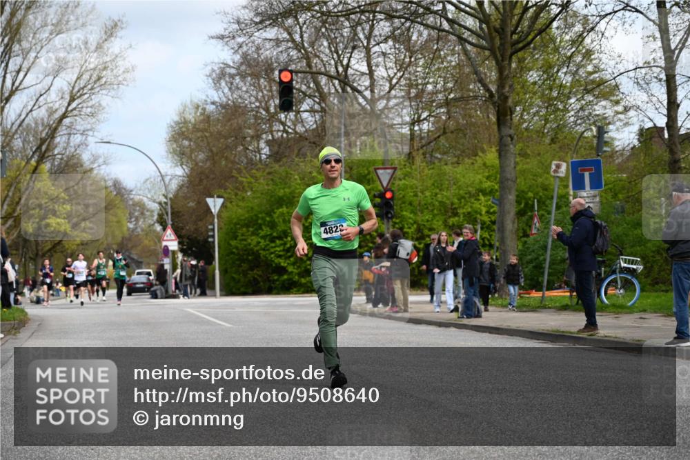 12.04.2026 - 45. Internationalen Wilhelmsburger Insellauf J. Mangold http://msf.ph/oto/9508640 12.04.2026 12:54:00 Ziel 4455, 4037, 5784, 5785, 4658, 5787, 3254, 5788, 3000, 4823, 5743, 4924, 5630, 5858, 3661, 2852, 2085, 5016 meine-sportfotos.de