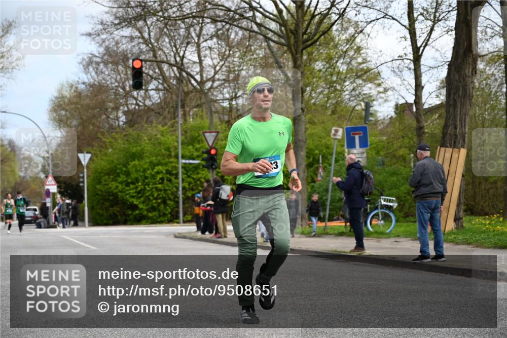 12.04.2026 - 45. Internationalen Wilhelmsburger Insellauf J. Mangold http://msf.ph/oto/9508651 12.04.2026 12:54:01 Ziel 4455, 4037, 5784, 5785, 4658, 5787, 3254, 5788, 3000, 4823, 5743, 5743, 4924, 5630, 5858, 3661, 2852, 2085, 5016 meine-sportfotos.de