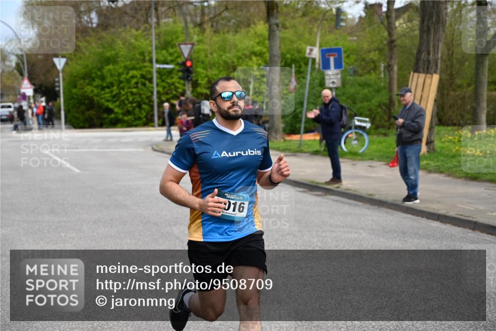 12.04.2026 - 45. Internationalen Wilhelmsburger Insellauf J. Mangold http://msf.ph/oto/9508709 12.04.2026 12:54:22 Ziel 3000, 4823, 5743, 4924, 5630, 5858, 3661, 2852, 2085, 5016, 3157, 5283, 3163, 4472, 3163, 4472, 5478, 5513, 5296, 4570, 3302 meine-sportfotos.de