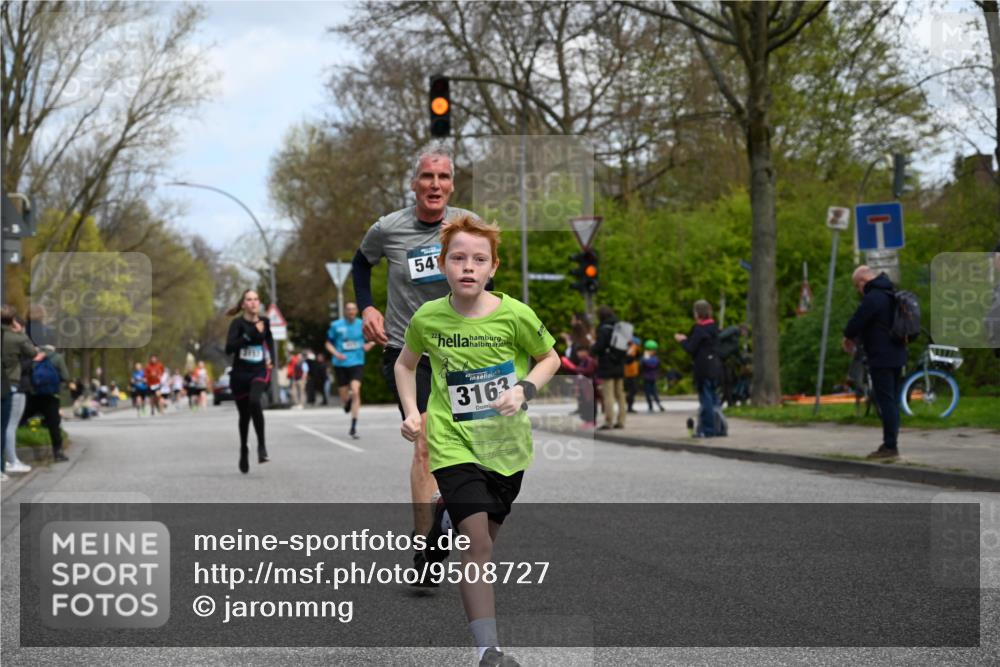 12.04.2026 - 45. Internationalen Wilhelmsburger Insellauf J. Mangold http://msf.ph/oto/9508727 12.04.2026 12:54:38 Ziel 5016, 3157, 5283, 3163, 4472, 5478, 5513, 5296, 4570, 3302, 2235, 3899, 3300, 5213, 3411, 4041, 5086, 5087, 4079, 4678, 3177 meine-sportfotos.de