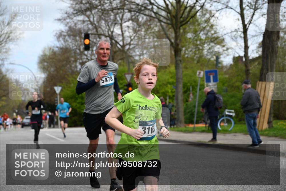 12.04.2026 - 45. Internationalen Wilhelmsburger Insellauf J. Mangold http://msf.ph/oto/9508732 12.04.2026 12:54:38 Ziel 5016, 3157, 5283, 3163, 4472, 5478, 5513, 5296, 4570, 3302, 2235, 3899, 3300, 5213, 3411, 4041, 5086, 5087, 4079, 4678, 3177 meine-sportfotos.de