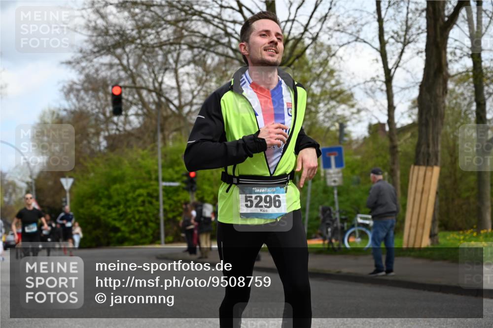 12.04.2026 - 45. Internationalen Wilhelmsburger Insellauf J. Mangold http://msf.ph/oto/9508759 12.04.2026 12:54:59 Ziel 3163, 4472, 5478, 5513, 5296, 4570, 3302, 2235, 3899, 3300, 5213, 3411, 4041, 5086, 5087, 4079, 4678, 4079, 4678, 3177, 5119, 2737, 2737, 2820 meine-sportfotos.de