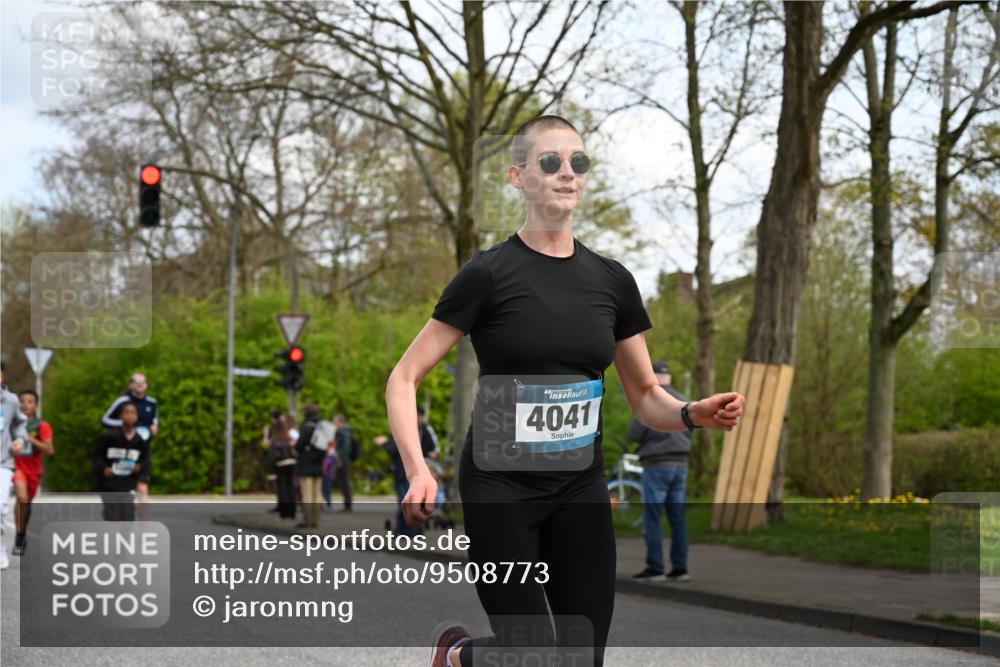 12.04.2026 - 45. Internationalen Wilhelmsburger Insellauf J. Mangold http://msf.ph/oto/9508773 12.04.2026 12:55:03 Ziel 5513, 5296, 4570, 3302, 2235, 3899, 3300, 5213, 3411, 4041, 5086, 5087, 4079, 4678, 3177, 5119, 2737, 2820, 5109, 5361, 4811 meine-sportfotos.de