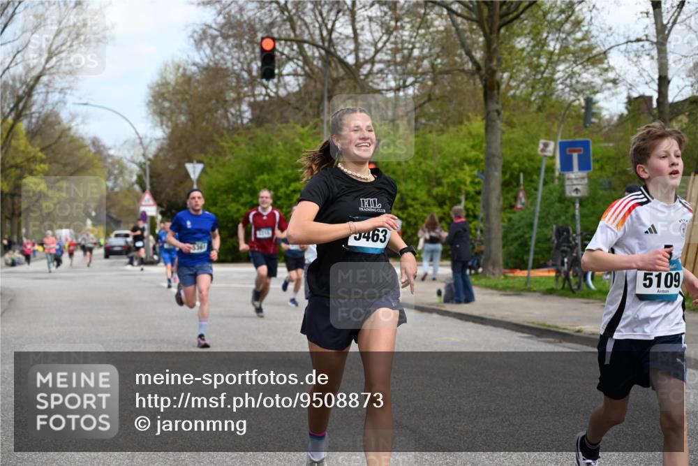 12.04.2026 - 45. Internationalen Wilhelmsburger Insellauf J. Mangold http://msf.ph/oto/9508873 12.04.2026 12:55:36 Ziel 2737, 2820, 5109, 5361, 4811, 4728, 3315, 5463, 4459, 5817, 5817, 5321, 4311, 2017, 2074, 5780, 5857, 2937, 5113, 5118, 3404, 2344, 5114, 5255, 4269, 3627, 5133 meine-sportfotos.de