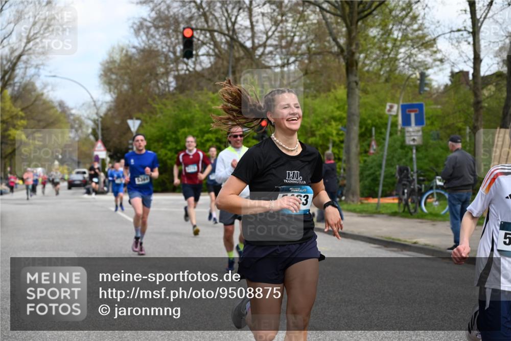 12.04.2026 - 45. Internationalen Wilhelmsburger Insellauf J. Mangold http://msf.ph/oto/9508875 12.04.2026 12:55:36 Ziel 2737, 2820, 5109, 5361, 4811, 4728, 3315, 5463, 4459, 5817, 5817, 5321, 4311, 2017, 2074, 5780, 5857, 2937, 5113, 5118, 3404, 2344, 5114, 5255, 4269, 3627, 5133 meine-sportfotos.de
