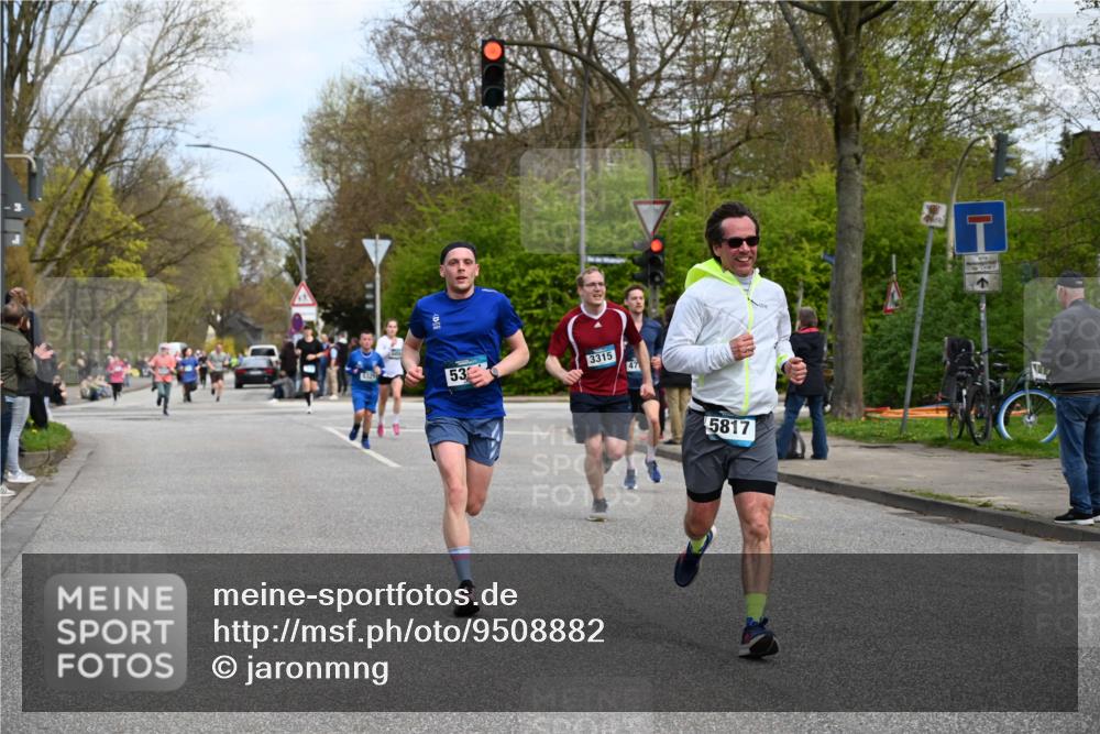 12.04.2026 - 45. Internationalen Wilhelmsburger Insellauf J. Mangold http://msf.ph/oto/9508882 12.04.2026 12:55:37 Ziel 2820, 5109, 5361, 4811, 4728, 3315, 5463, 4459, 5817, 5321, 4311, 2017, 2074, 5780, 5857, 2937, 5113, 5118, 5118, 3404, 2344, 5114, 5255, 4269, 3627, 5133, 5680 meine-sportfotos.de