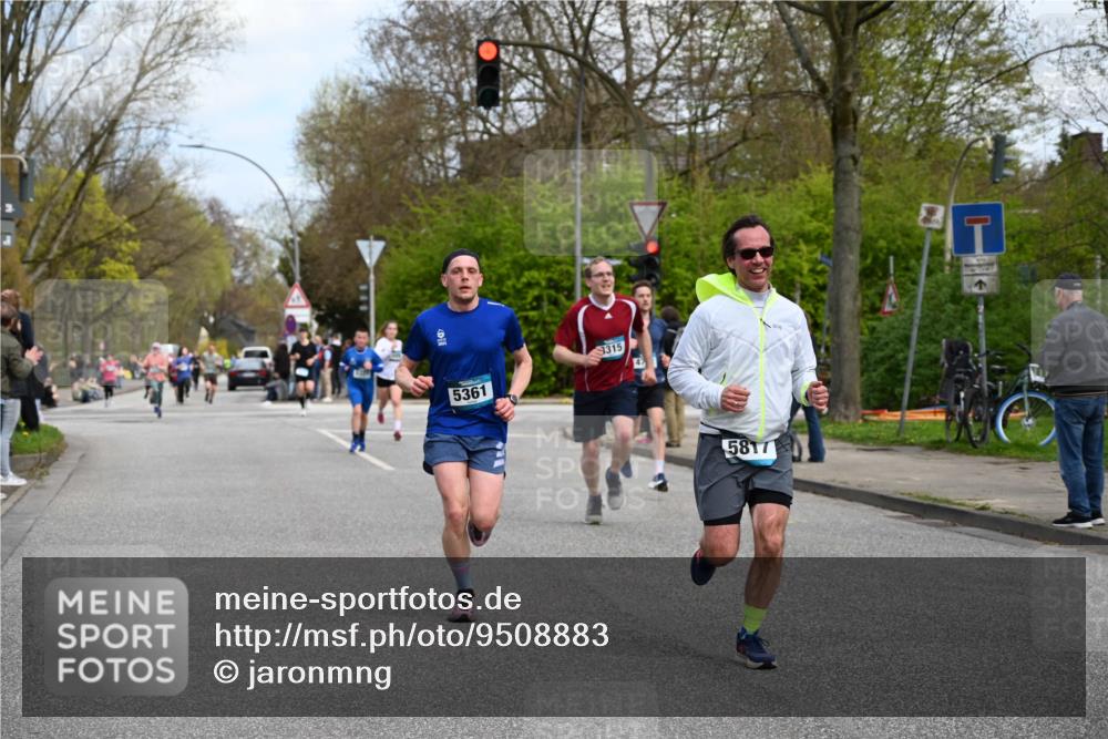 12.04.2026 - 45. Internationalen Wilhelmsburger Insellauf J. Mangold http://msf.ph/oto/9508883 12.04.2026 12:55:37 Ziel 2820, 5109, 5361, 4811, 4728, 3315, 5463, 4459, 5817, 5321, 4311, 2017, 2074, 5780, 5857, 2937, 5113, 5118, 5118, 3404, 2344, 5114, 5255, 4269, 3627, 5133, 5680 meine-sportfotos.de