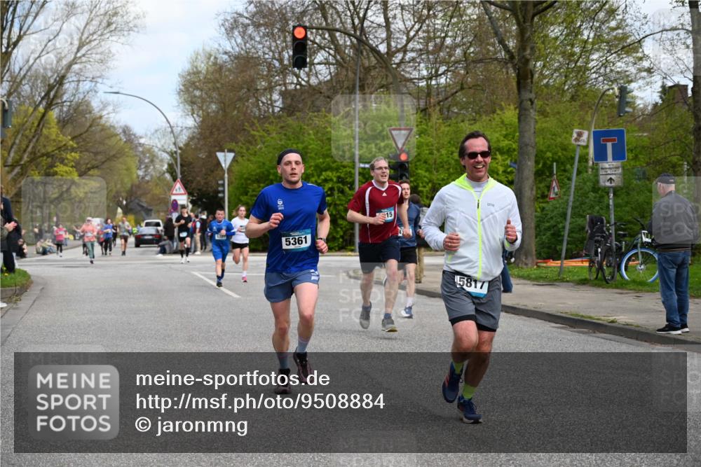 12.04.2026 - 45. Internationalen Wilhelmsburger Insellauf J. Mangold http://msf.ph/oto/9508884 12.04.2026 12:55:37 Ziel 2820, 5109, 5361, 4811, 4728, 3315, 5463, 4459, 5817, 5321, 4311, 2017, 2074, 5780, 5857, 2937, 5113, 5118, 5118, 3404, 2344, 5114, 5255, 4269, 3627, 5133, 5680 meine-sportfotos.de