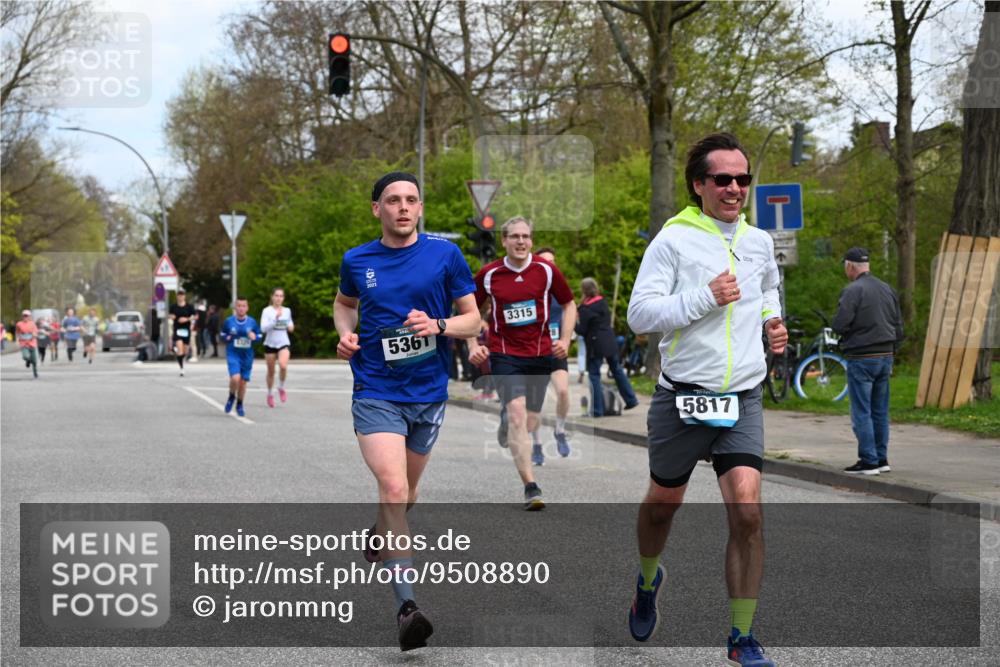 12.04.2026 - 45. Internationalen Wilhelmsburger Insellauf J. Mangold http://msf.ph/oto/9508890 12.04.2026 12:55:38 Ziel 2820, 5109, 5361, 4811, 4728, 3315, 5463, 4459, 5817, 5321, 4311, 2017, 2074, 5780, 5857, 2937, 5113, 5118, 3404, 3404, 2344, 5114, 5255, 4269, 3627, 5133, 5680 meine-sportfotos.de