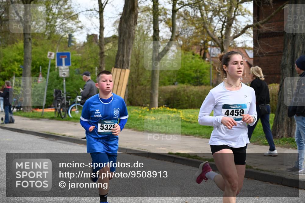 12.04.2026 - 45. Internationalen Wilhelmsburger Insellauf J. Mangold http://msf.ph/oto/9508913 12.04.2026 12:55:43 Ziel 5109, 5361, 4811, 4728, 3315, 5463, 4459, 5817, 5321, 4311, 2017, 2074, 5780, 5857, 5857, 2937, 5113, 5118, 3404, 2344, 5114, 5255, 4269, 3627, 5133, 5680, 4545, 5101 meine-sportfotos.de