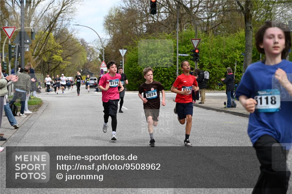 12.04.2026 - 45. Internationalen Wilhelmsburger Insellauf J. Mangold http://msf.ph/oto/9508962 12.04.2026 12:55:53 Ziel 4728, 3315, 5463, 4459, 5817, 5321, 4311, 2017, 2074, 5780, 5857, 2937, 5113, 5118, 3404, 2344, 5114, 5255, 4269, 3627, 5133, 5680, 4545, 4545, 5101, 4261, 4933, 5131, 5184 meine-sportfotos.de