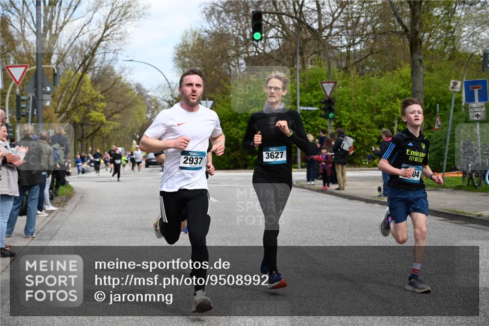 12.04.2026 - 45. Internationalen Wilhelmsburger Insellauf J. Mangold http://msf.ph/oto/9508992 12.04.2026 12:56:03 Ziel 5321, 4311, 2017, 2074, 5780, 5857, 2937, 5113, 5118, 3404, 2344, 5114, 5255, 4269, 3627, 5133, 5680, 4545, 5101, 4261, 4933, 5131, 5184, 5184, 5446, 4859, 5729, 5134, 3620, 4848, 5410, 4168, 4921, 4922 meine-sportfotos.de
