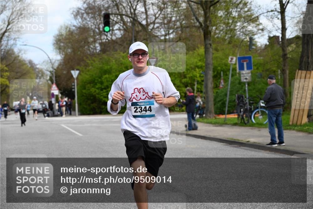 12.04.2026 - 45. Internationalen Wilhelmsburger Insellauf J. Mangold http://msf.ph/oto/9509014 12.04.2026 12:56:05 Ziel 4311, 2017, 2074, 5780, 5857, 2937, 5113, 5118, 3404, 2344, 5114, 5255, 4269, 3627, 5133, 5680, 4545, 4545, 5101, 4261, 4933, 5131, 5184, 5446, 4859, 5729, 5134, 3620, 4848, 5410, 4168, 4921, 4922, 4237, 5094 meine-sportfotos.de