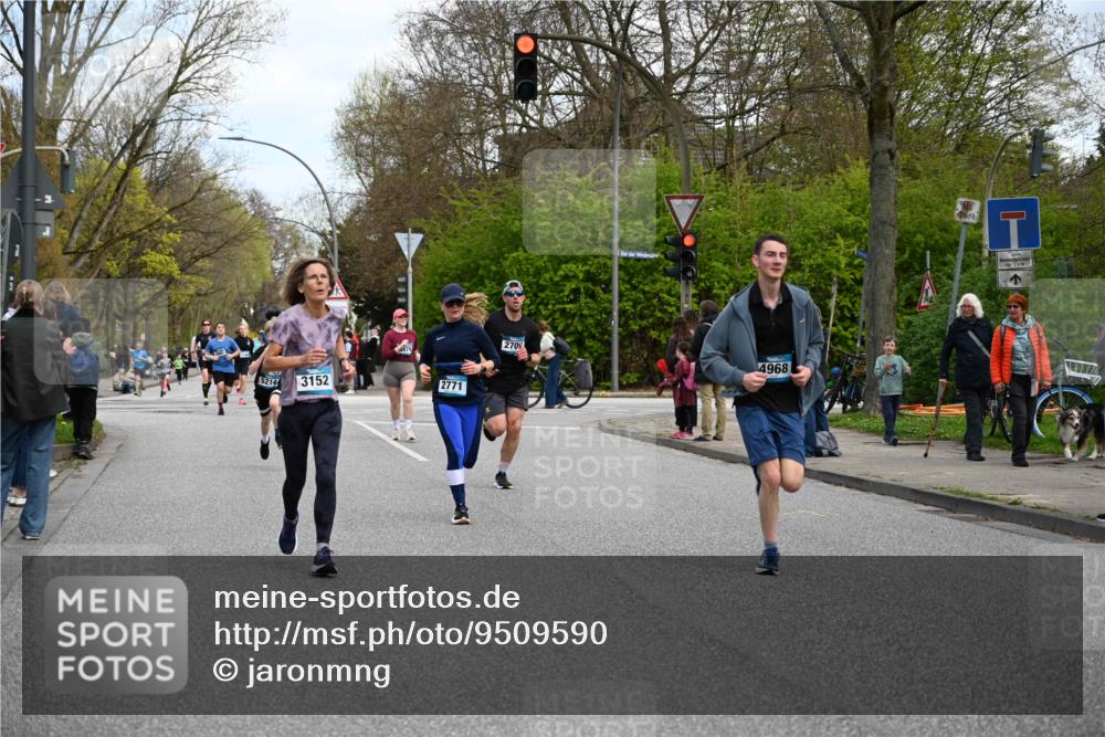 12.04.2026 - 45. Internationalen Wilhelmsburger Insellauf J. Mangold http://msf.ph/oto/9509590 12.04.2026 12:57:55 Ziel 3863, 4887, 4938, 3213, 2447, 5211, 4968, 2707, 5169, 5214, 4955, 3396, 5228, 5689, 2771, 5228, 5689, 2771, 5687, 2058, 3152, 4535, 5260, 2493, 2550, 3479, 4873, 4344, 3889, 3309, 5613, 3525, 5422 meine-sportfotos.de