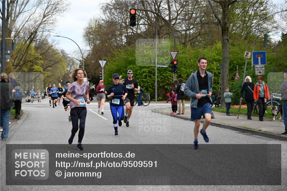 12.04.2026 - 45. Internationalen Wilhelmsburger Insellauf J. Mangold http://msf.ph/oto/9509591 12.04.2026 12:57:55 Ziel 3863, 4887, 4938, 3213, 2447, 5211, 4968, 2707, 5169, 5214, 4955, 3396, 5228, 5689, 2771, 5228, 5689, 2771, 5687, 2058, 3152, 4535, 5260, 2493, 2550, 3479, 4873, 4344, 3889, 3309, 5613, 3525, 5422 meine-sportfotos.de