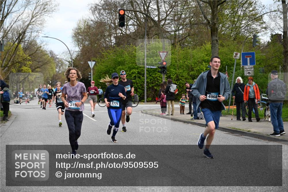 12.04.2026 - 45. Internationalen Wilhelmsburger Insellauf J. Mangold http://msf.ph/oto/9509595 12.04.2026 12:57:55 Ziel 3863, 4887, 4938, 3213, 2447, 5211, 4968, 2707, 5169, 5214, 4955, 3396, 5228, 5689, 2771, 5228, 5689, 2771, 5687, 2058, 3152, 4535, 5260, 2493, 2550, 3479, 4873, 4344, 3889, 3309, 5613, 3525, 5422 meine-sportfotos.de