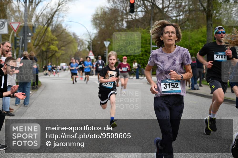 12.04.2026 - 45. Internationalen Wilhelmsburger Insellauf J. Mangold http://msf.ph/oto/9509605 12.04.2026 12:57:57 Ziel 4938, 3213, 2447, 5211, 4968, 2707, 5169, 5214, 4955, 3396, 5228, 5689, 2771, 5687, 2058, 3152, 4535, 5260, 2493, 2550, 3479, 4873, 4344, 3889, 3309, 5613, 3525, 5422, 3088 meine-sportfotos.de