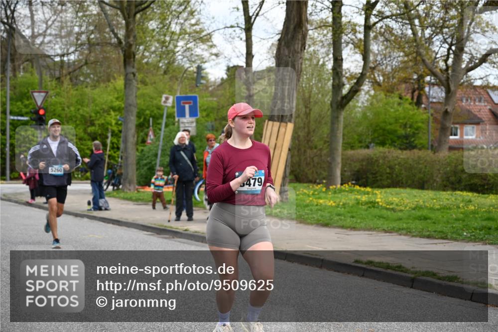 12.04.2026 - 45. Internationalen Wilhelmsburger Insellauf J. Mangold http://msf.ph/oto/9509625 12.04.2026 12:58:02 Ziel 2447, 5211, 4968, 2707, 5169, 5214, 4955, 3396, 5228, 5689, 2771, 5687, 2058, 3152, 4535, 5260, 2493, 2550, 3479, 3479, 4873, 4344, 3889, 3309, 5613, 3525, 5422, 3088 meine-sportfotos.de