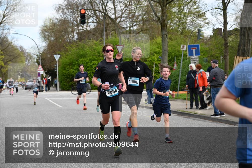 12.04.2026 - 45. Internationalen Wilhelmsburger Insellauf J. Mangold http://msf.ph/oto/9509644 12.04.2026 12:58:04 Ziel 5211, 4968, 2707, 5169, 5214, 4955, 3396, 5228, 5689, 2771, 5687, 2058, 3152, 4535, 5260, 2493, 2550, 3479, 4873, 4344, 3889, 4344, 3889, 3309, 5613, 3525, 5422, 3088, 3255 meine-sportfotos.de