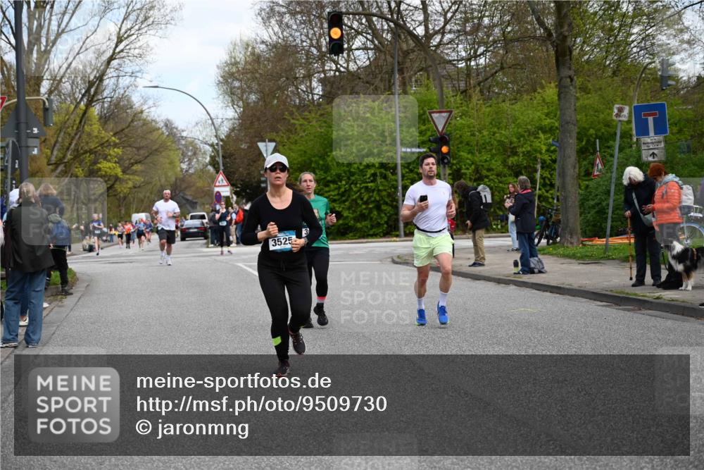 12.04.2026 - 45. Internationalen Wilhelmsburger Insellauf J. Mangold http://msf.ph/oto/9509730 12.04.2026 12:58:24 Ziel 3152, 4535, 5260, 2493, 2550, 3479, 4873, 4344, 3889, 3309, 5613, 3525, 5422, 3088, 3255, 5174, 5846, 3286, 3623, 4822, 2015, 3926, 3728, 4023, 2009, 4875 meine-sportfotos.de