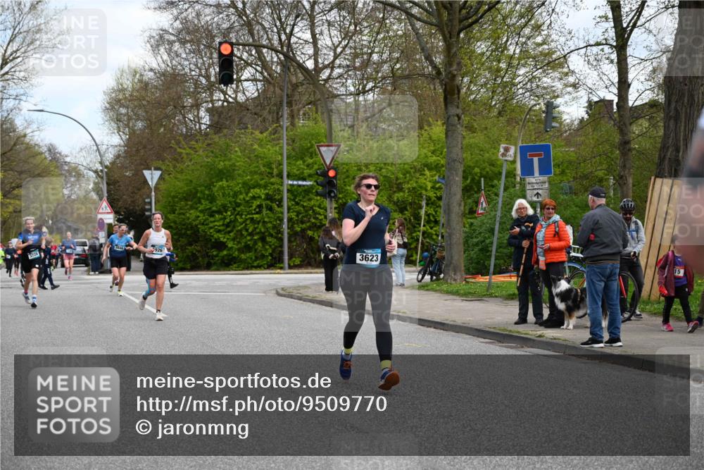 12.04.2026 - 45. Internationalen Wilhelmsburger Insellauf J. Mangold http://msf.ph/oto/9509770 12.04.2026 12:58:35 Ziel 4344, 3889, 3309, 5613, 3525, 5422, 3088, 3255, 5174, 5846, 3286, 3623, 4822, 2015, 3926, 3728, 3728, 4023, 2009, 4875, 5276, 3017, 5111, 5124, 5644, 5718, 2082, 4741, 5191, 4287, 5219, 2068, 3246, 4035 meine-sportfotos.de