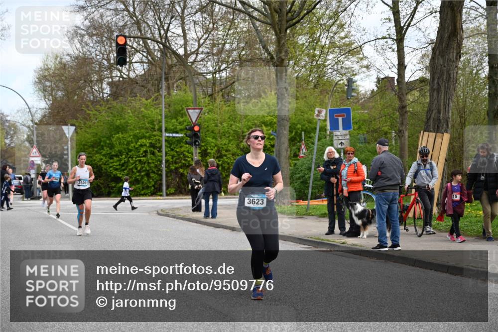 12.04.2026 - 45. Internationalen Wilhelmsburger Insellauf J. Mangold http://msf.ph/oto/9509776 12.04.2026 12:58:35 Ziel 4344, 3889, 3309, 5613, 3525, 5422, 3088, 3255, 5174, 5846, 3286, 3623, 4822, 2015, 3926, 3728, 3728, 4023, 2009, 4875, 5276, 3017, 5111, 5124, 5644, 5718, 2082, 4741, 5191, 4287, 5219, 2068, 3246, 4035 meine-sportfotos.de