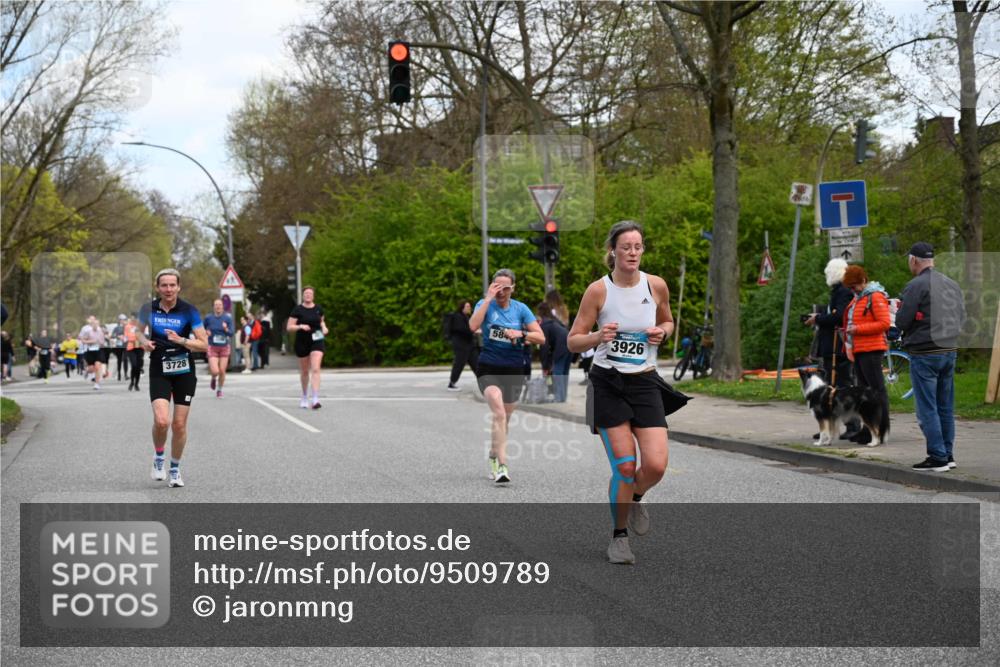 12.04.2026 - 45. Internationalen Wilhelmsburger Insellauf J. Mangold http://msf.ph/oto/9509789 12.04.2026 12:58:39 Ziel 4344, 3889, 3309, 5613, 3525, 5422, 3088, 3255, 5174, 5846, 3286, 3623, 4822, 4822, 2015, 3926, 3728, 4023, 2009, 4875, 5276, 3017, 5111, 5124, 5644, 5718, 2082, 4741, 5191, 4287, 5219, 2068, 3246, 4035, 5244, 4128, 4565, 5079 meine-sportfotos.de