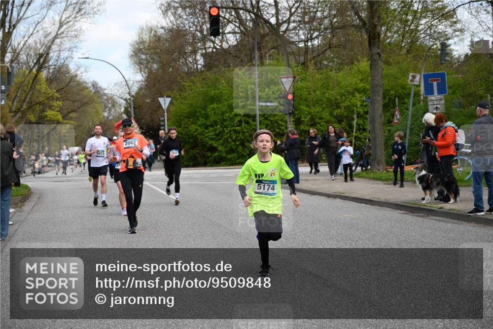 12.04.2026 - 45. Internationalen Wilhelmsburger Insellauf J. Mangold http://msf.ph/oto/9509848 12.04.2026 12:58:48 Ziel 3255, 5174, 5846, 3286, 3623, 4822, 2015, 3926, 3728, 4023, 2009, 4875, 4023, 2009, 4875, 5276, 3017, 5111, 5124, 5644, 5718, 2082, 4741, 5191, 4287, 5219, 2068, 3246, 4035, 5244, 4128, 5244, 4128, 4565, 5079, 4395, 4187, 5067, 2069, 4761 meine-sportfotos.de