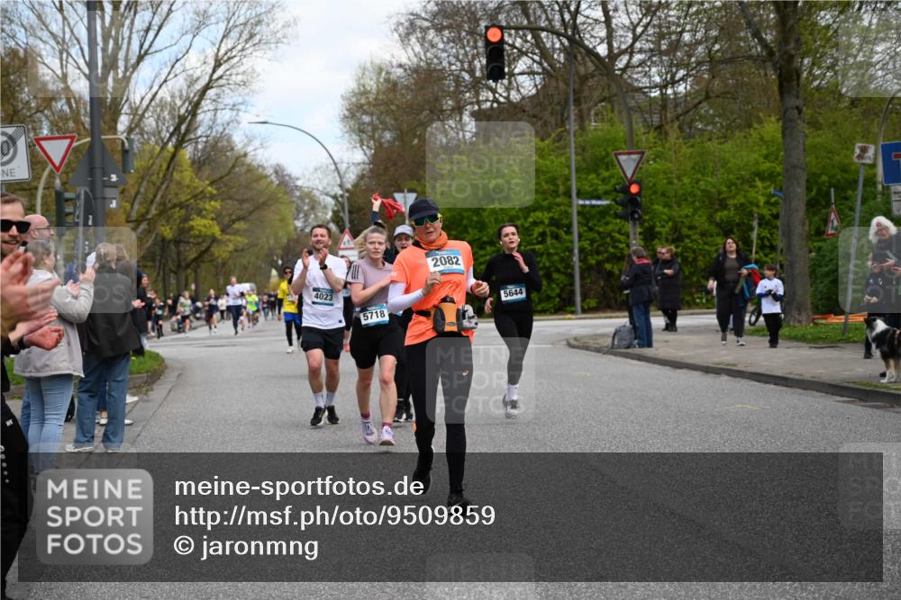 12.04.2026 - 45. Internationalen Wilhelmsburger Insellauf J. Mangold http://msf.ph/oto/9509859 12.04.2026 12:58:49 Ziel 3255, 5174, 5846, 3286, 3623, 4822, 2015, 3926, 3728, 4023, 2009, 4875, 5276, 3017, 5111, 5124, 5644, 5718, 2082, 4741, 5191, 4287, 5219, 2068, 3246, 4035, 5244, 4128, 4565, 5079, 4395, 4187, 5067, 2069, 4761, 5179, 3192 meine-sportfotos.de