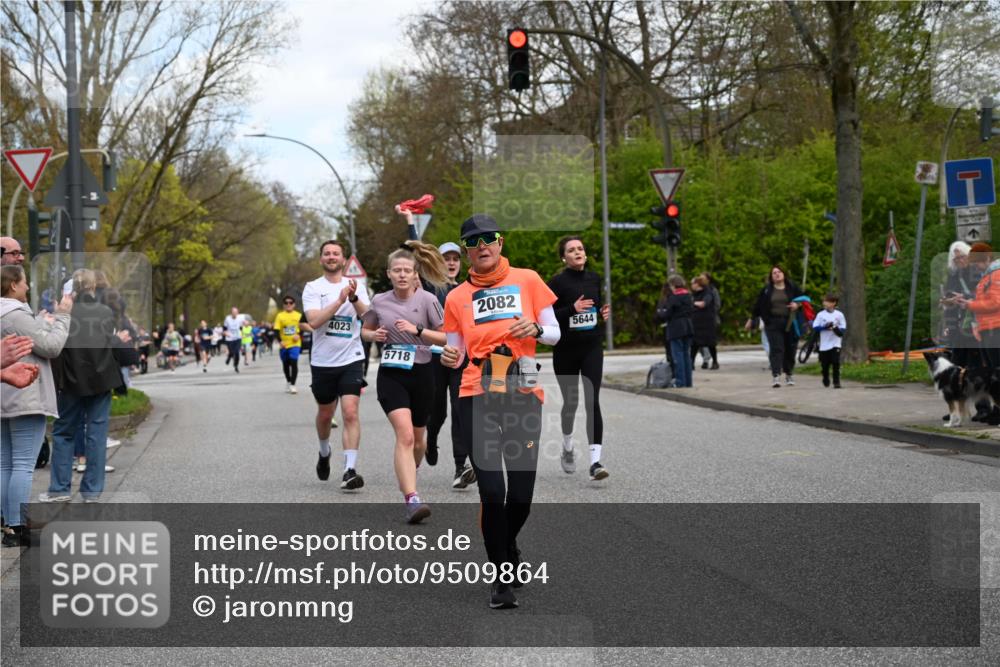 12.04.2026 - 45. Internationalen Wilhelmsburger Insellauf J. Mangold http://msf.ph/oto/9509864 12.04.2026 12:58:50 Ziel 3255, 5174, 5846, 3286, 3623, 4822, 2015, 3926, 3728, 4023, 2009, 4875, 5276, 5276, 3017, 5111, 5124, 5644, 5718, 2082, 4741, 5191, 4287, 5219, 2068, 3246, 4035, 5244, 4128, 4565, 4565, 5079, 4395, 4187, 5067, 2069, 4761, 5179, 3192, 5635, 4917 meine-sportfotos.de