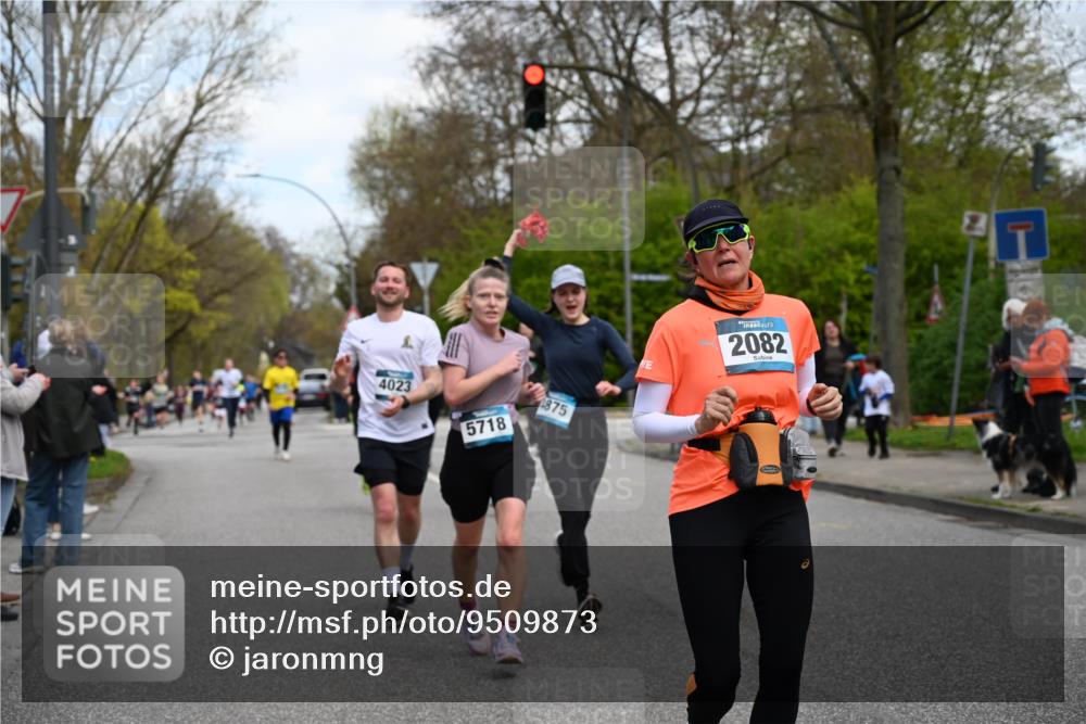 12.04.2026 - 45. Internationalen Wilhelmsburger Insellauf J. Mangold http://msf.ph/oto/9509873 12.04.2026 12:58:51 Ziel 3255, 5174, 5846, 3286, 3623, 4822, 2015, 3926, 3728, 4023, 2009, 4875, 5276, 3017, 5111, 5124, 5644, 5718, 2082, 4741, 5191, 4287, 5219, 2068, 3246, 4035, 5244, 4128, 4565, 5079, 5079, 4395, 4187, 5067, 2069, 4761, 5179, 3192, 5635, 4917, 4171, 4170 meine-sportfotos.de