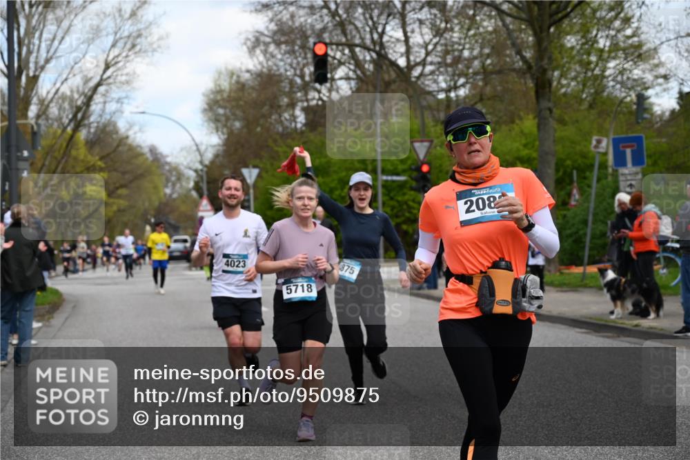 12.04.2026 - 45. Internationalen Wilhelmsburger Insellauf J. Mangold http://msf.ph/oto/9509875 12.04.2026 12:58:51 Ziel 3255, 5174, 5846, 3286, 3623, 4822, 2015, 3926, 3728, 4023, 2009, 4875, 5276, 3017, 5111, 5124, 5644, 5718, 2082, 4741, 5191, 4287, 5219, 2068, 3246, 4035, 5244, 4128, 4565, 5079, 5079, 4395, 4187, 5067, 2069, 4761, 5179, 3192, 5635, 4917, 4171, 4170 meine-sportfotos.de