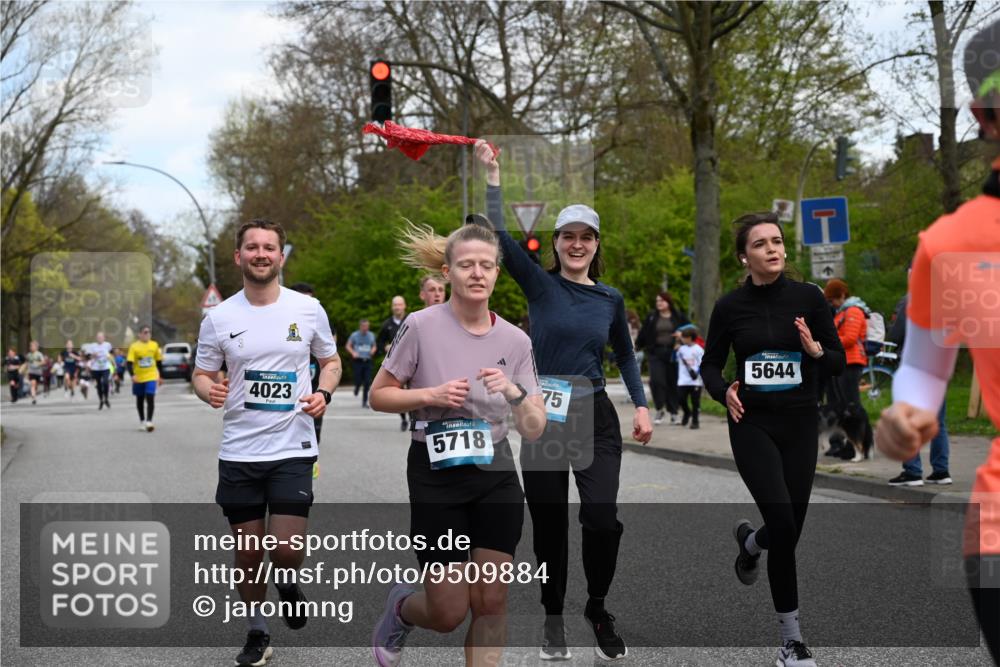 12.04.2026 - 45. Internationalen Wilhelmsburger Insellauf J. Mangold http://msf.ph/oto/9509884 12.04.2026 12:58:52 Ziel 3255, 5174, 5846, 3286, 3623, 4822, 2015, 3926, 3728, 4023, 2009, 4875, 5276, 3017, 3017, 5111, 5124, 5644, 5718, 2082, 4741, 5191, 4287, 5219, 2068, 3246, 4035, 5244, 4128, 4565, 5079, 4395, 4187, 5067, 2069, 4761, 5179, 3192, 5635, 4917, 4171, 4170 meine-sportfotos.de