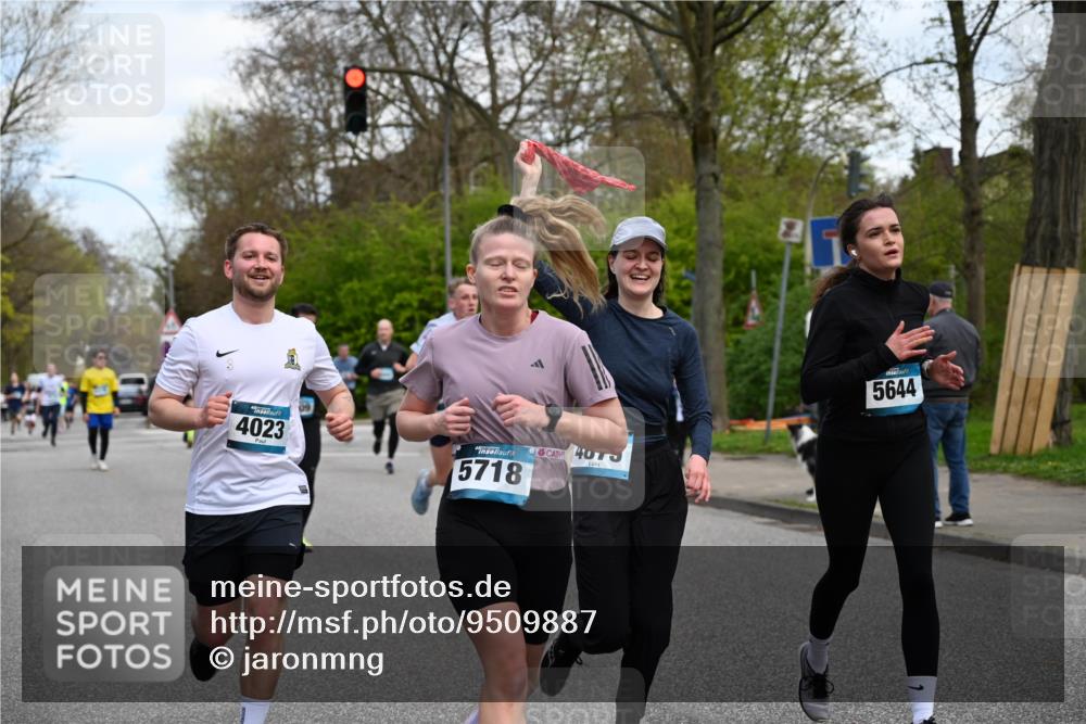 12.04.2026 - 45. Internationalen Wilhelmsburger Insellauf J. Mangold http://msf.ph/oto/9509887 12.04.2026 12:58:52 Ziel 3255, 5174, 5846, 3286, 3623, 4822, 2015, 3926, 3728, 4023, 2009, 4875, 5276, 3017, 3017, 5111, 5124, 5644, 5718, 2082, 4741, 5191, 4287, 5219, 2068, 3246, 4035, 5244, 4128, 4565, 5079, 4395, 4187, 5067, 2069, 4761, 5179, 3192, 5635, 4917, 4171, 4170 meine-sportfotos.de