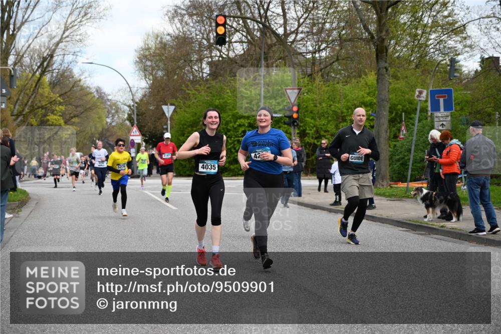 12.04.2026 - 45. Internationalen Wilhelmsburger Insellauf J. Mangold http://msf.ph/oto/9509901 12.04.2026 12:58:56 Ziel 5174, 5846, 3286, 3623, 4822, 2015, 3926, 3728, 4023, 2009, 4875, 5276, 3017, 5111, 5124, 5644, 5718, 2082, 4741, 5191, 4287, 4287, 5219, 2068, 3246, 4035, 5244, 4128, 4565, 5079, 4395, 4187, 5067, 2069, 4761, 5179, 3192, 5635, 4917, 4171, 4170, 5011, 4781 meine-sportfotos.de